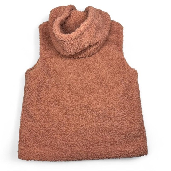 Charlotte Russe Sherpa Fleece Vest Hooded Zip Up Pockets Pink Medium Cozy Layer - Picture 3 of 10